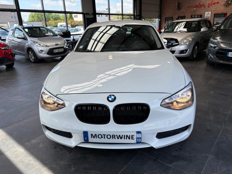 🚗 BMW SÉRIE 1 114i 102ch ⚙️ LOUNGE 3P 📱 Bluetooth 📡 Radar de recul ❄️ Climatisation