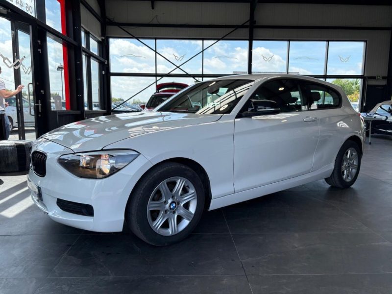 🚗 BMW SÉRIE 1 114i 102ch ⚙️ LOUNGE 3P 📱 Bluetooth 📡 Radar de recul ❄️ Climatisation