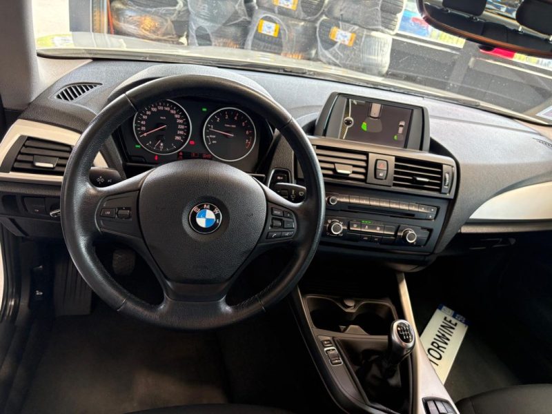 🚗 BMW SÉRIE 1 114i 102ch ⚙️ LOUNGE 3P 📱 Bluetooth 📡 Radar de recul ❄️ Climatisation