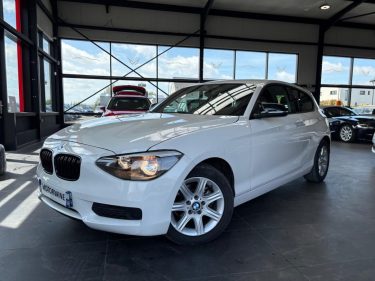 🚗 BMW SÉRIE 1 114i 102ch ⚙️ LOUNGE 3P 📱 Bluetooth 📡 Radar de recul ❄️ Climatisation