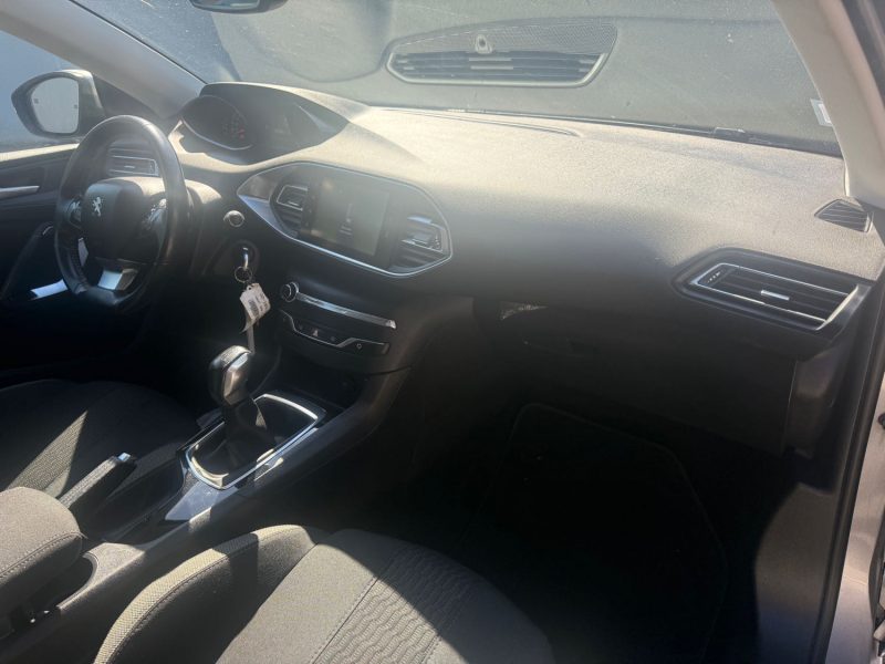 PEUGEOT 308 1.6 BLUEHDI 100ch STYLE