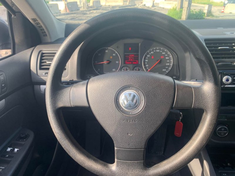 VOLKSWAGEN JETTA TREND 1.9 TDI 105 2006