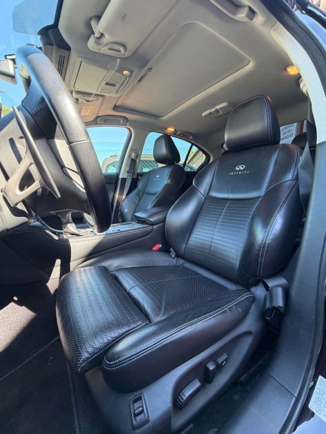 INFINITI Q50 3.5 V6 HYBRID 364CH AWD BVA 