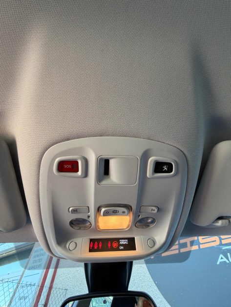 PEUGEOT 308 1.5 bluehdi 130ch - Caméra - Historique - CarPlay