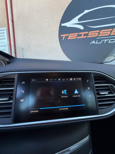 PEUGEOT 308 1.5 bluehdi 130ch - Caméra - Historique - CarPlay