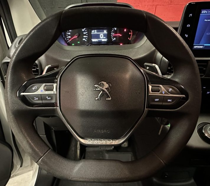 PEUGEOT PARTNER 3 STANDARD 650KG BLUEHDI 130CH S&S ASPHALT EAT8 3 PLACES - 1ère Main -