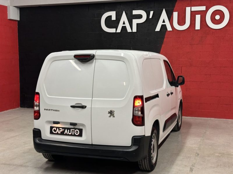 PEUGEOT PARTNER 3 STANDARD 650KG BLUEHDI 130CH S&S ASPHALT EAT8 3 PLACES - 1ère Main -