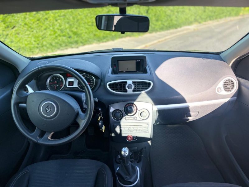 ✅ Magnifique RENAULT CLIO TOM TOM EDITION 1.2 16V Night And Day // Première Main // Carnet Complet