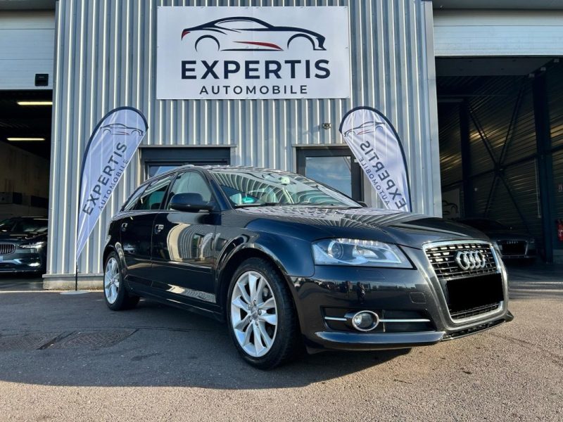 AUDI A3 1.6 TDi 105CV SPORTBACK S-TRONIC  XENON LED
