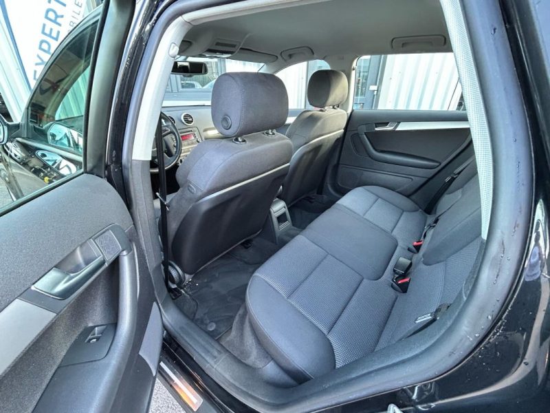 AUDI A3 1.6 TDi 105CV SPORTBACK S-TRONIC  XENON LED