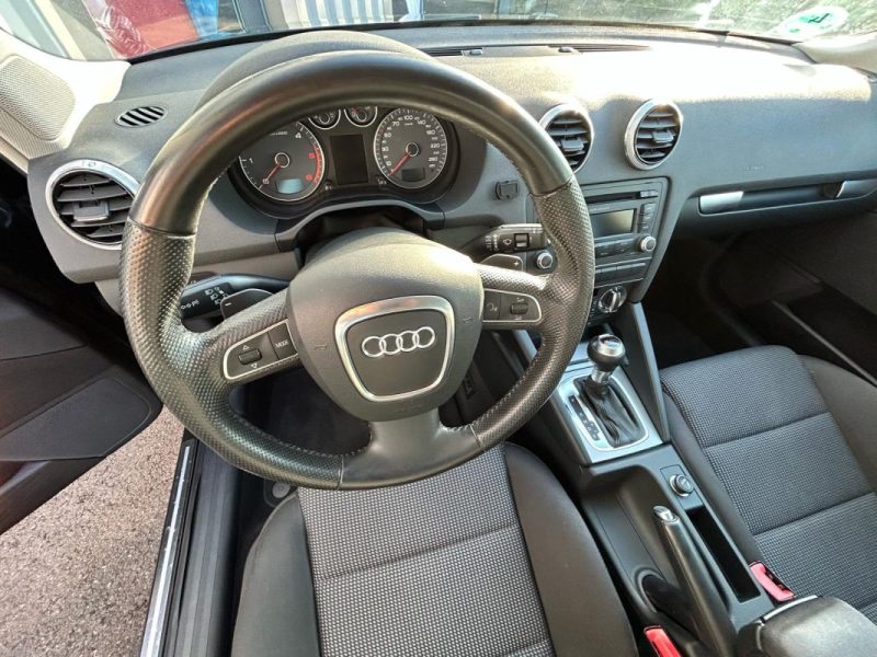 AUDI A3 1.6 TDi 105CV SPORTBACK S-TRONIC  XENON LED