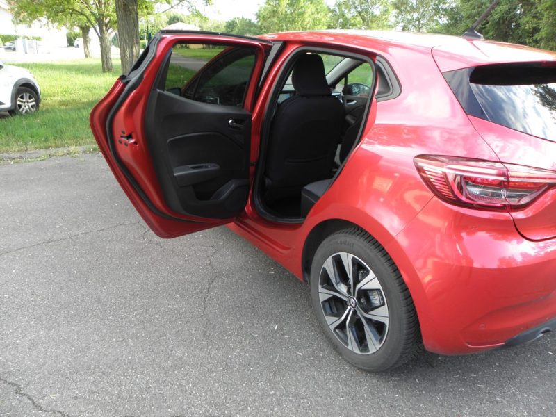 RENAULT CLIO 5 1.0 TCE 100 EVOLUTION GPL 2023