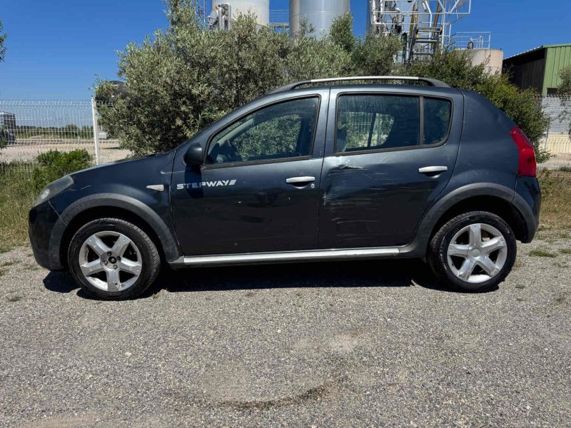 DACIA SANDERO 1.5 DCI 90 STEPWAY 2011