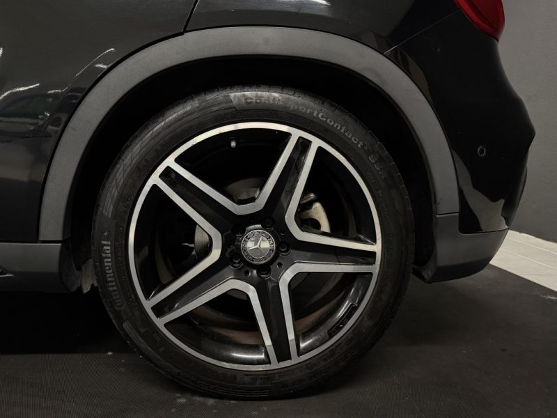 MERCEDES GLA 200d 136 ch Fascination AMG 7G-DCT