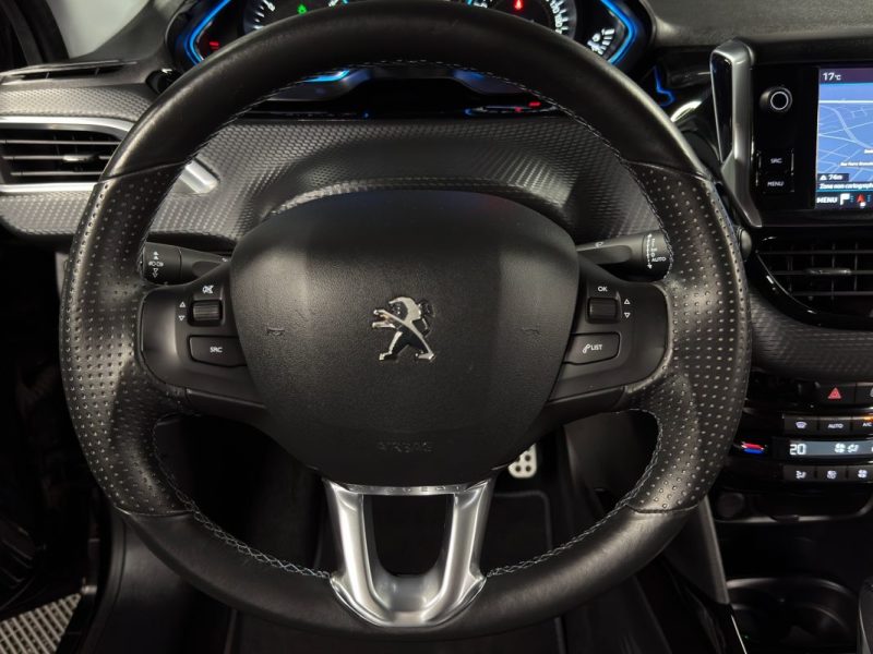 PEUGEOT 2008 CROSSWAY 1.2 110 Cv 18 200 Kms BOITE AUTOMATIQUE TOIT PANORAMIQUE GPS - GARANTIE 1 AN
