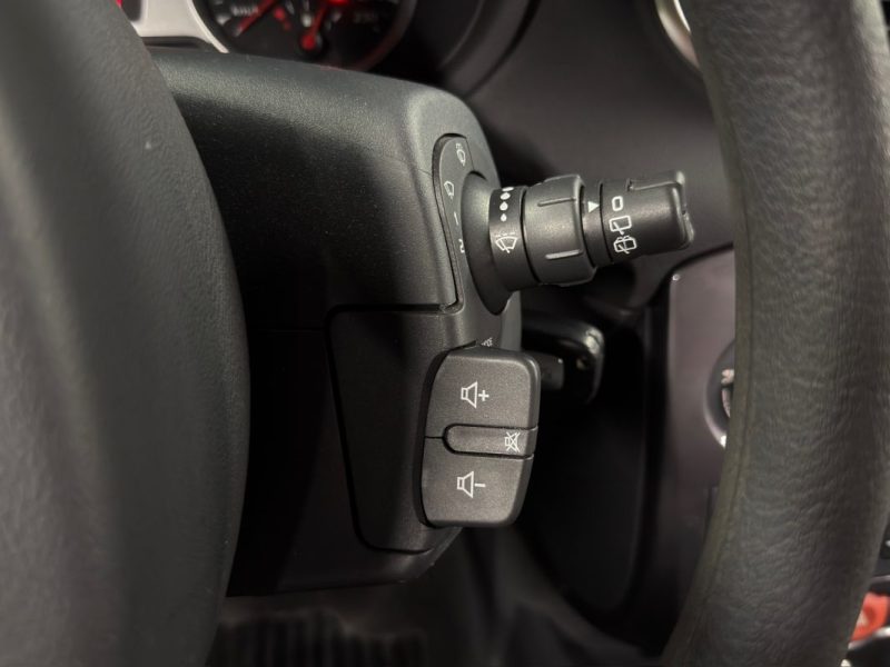 RENAULT CLIO 3 III PHASE 2 1.2 75 Cv 5 Pts 1ERE MAIN ECRAN GPS BLUETOOTH CRIT AIR 1 - GARANTIE 1 AN