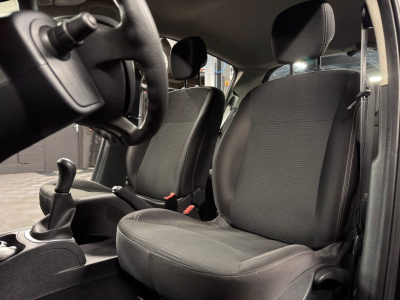 RENAULT CLIO 3 III PHASE 2 1.2 75 Cv 5 Pts 1ERE MAIN ECRAN GPS BLUETOOTH CRIT AIR 1 - GARANTIE 1 AN