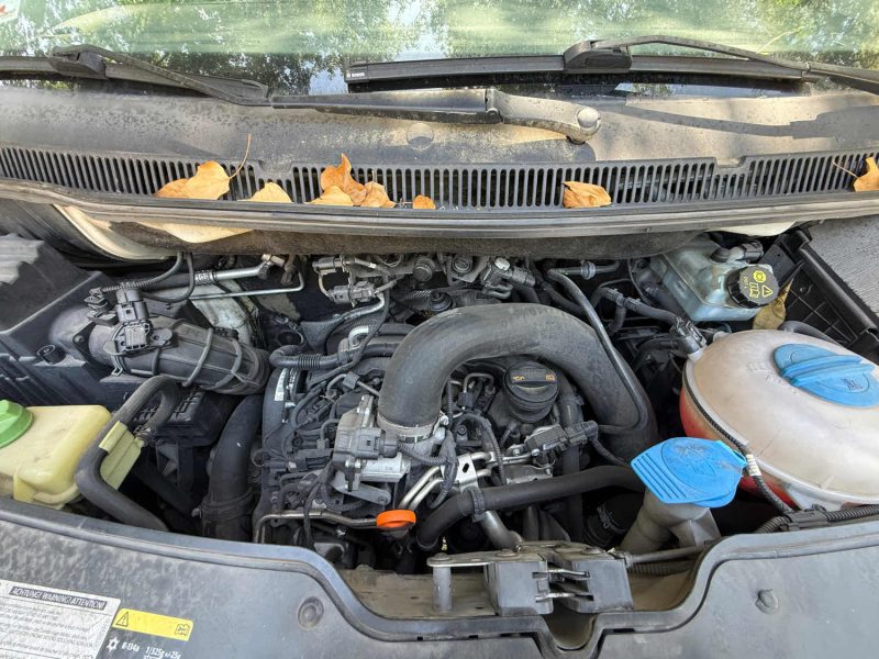 VOLKSWAGEN TRANSPORTER T5 2.0 TDI 140  2013