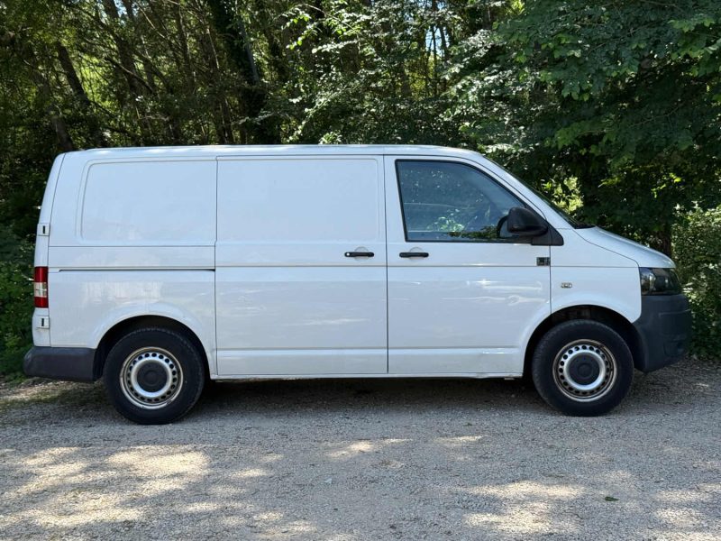 VOLKSWAGEN TRANSPORTER T5 2.0 TDI 140  2013