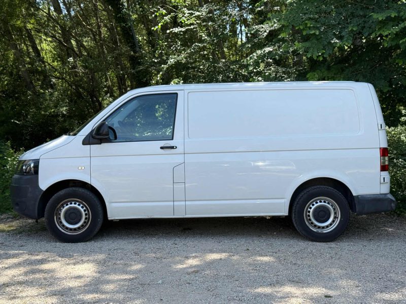 VOLKSWAGEN TRANSPORTER T5 2.0 TDI 140  2013