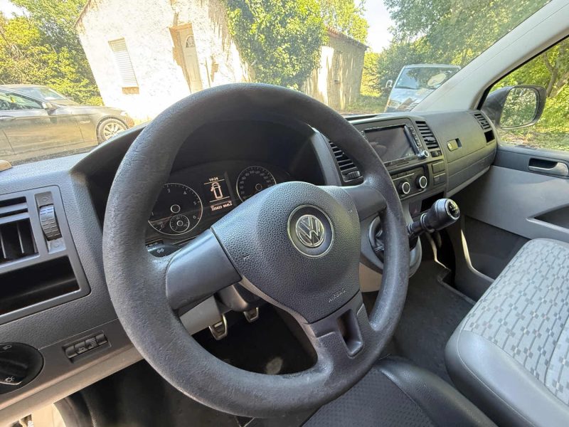 VOLKSWAGEN TRANSPORTER T5 2.0 TDI 140  2013