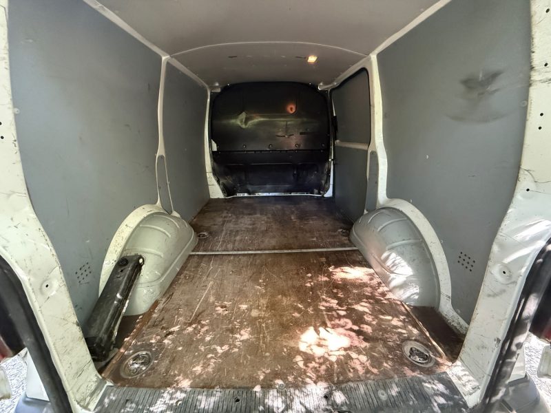 VOLKSWAGEN TRANSPORTER T5 2.0 TDI 140  2013