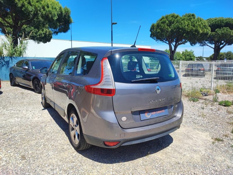 RENAULT SCENIC III RE81164 2009