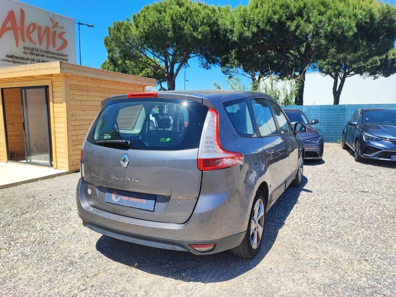RENAULT SCENIC III RE81164 2009