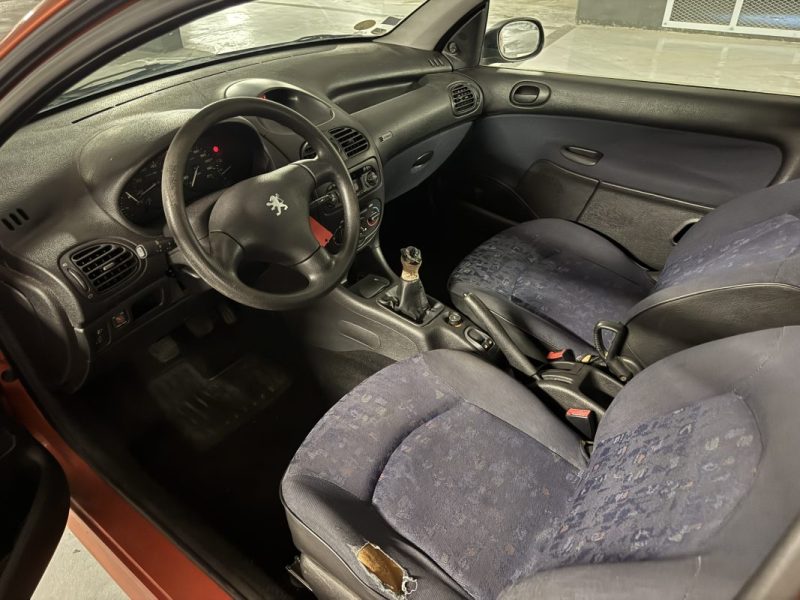PEUGEOT 206 XR PRESENCE 1.4 1999