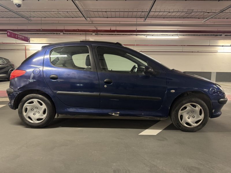PEUGEOT 206 XR PRESENCE 1.4 1999