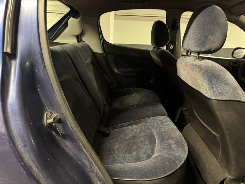 PEUGEOT 206 XR PRESENCE 1.4 1999