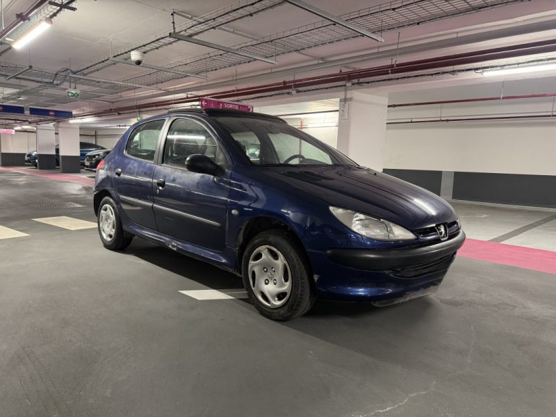 PEUGEOT 206 XR PRESENCE 1.4 1999