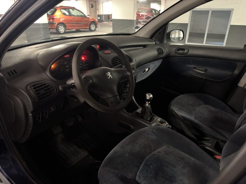 PEUGEOT 206 XR PRESENCE 1.4 1999
