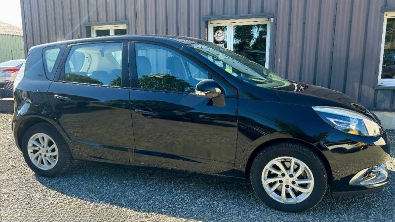 RENAULT MEGANE SCENIC 1.5 DCI DYNAMIQUE 2013