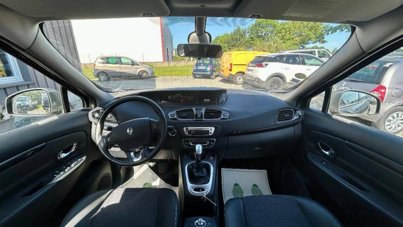 RENAULT MEGANE SCENIC 1.5 DCI DYNAMIQUE 2013