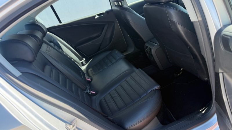 VOLKSWAGEN PASSAT CARAT EDITION  2.0 TDI 140 2006 PREMIERE MAIN