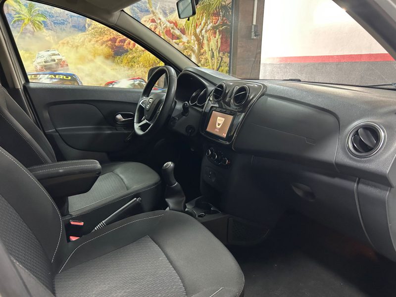DACIA SANDERO 0.9 TCE 90CH LAURÉATE 2017