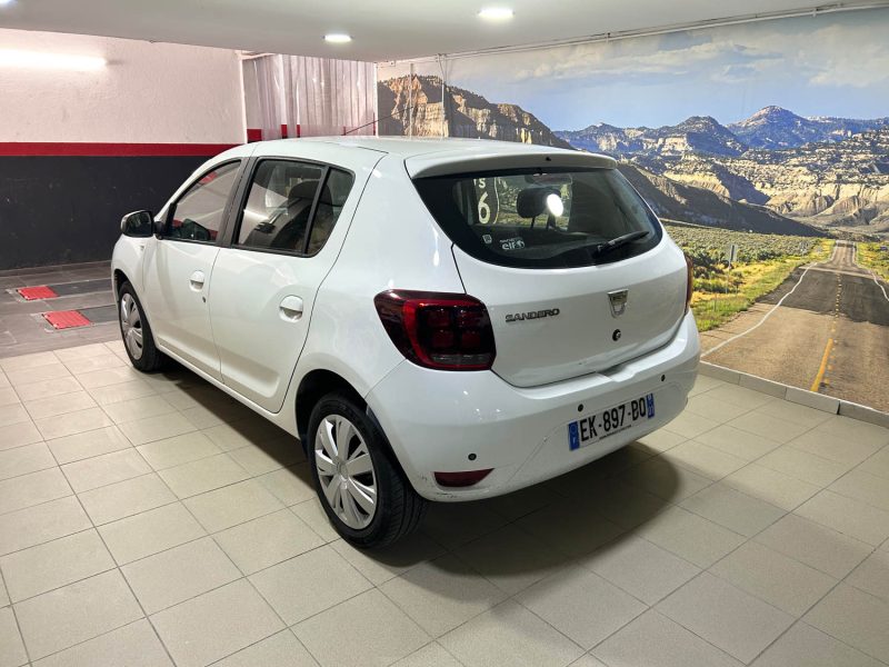DACIA SANDERO 0.9 TCE 90CH LAURÉATE 2017