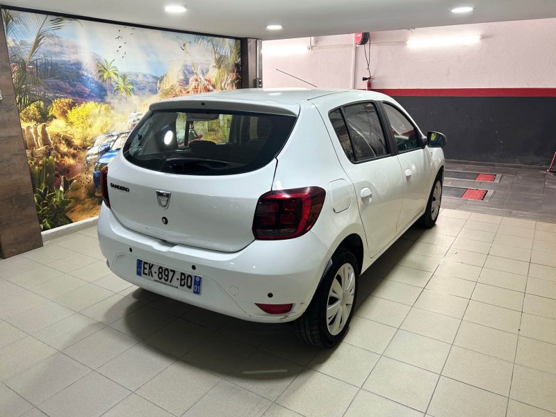 DACIA SANDERO 0.9 TCE 90CH LAURÉATE 2017