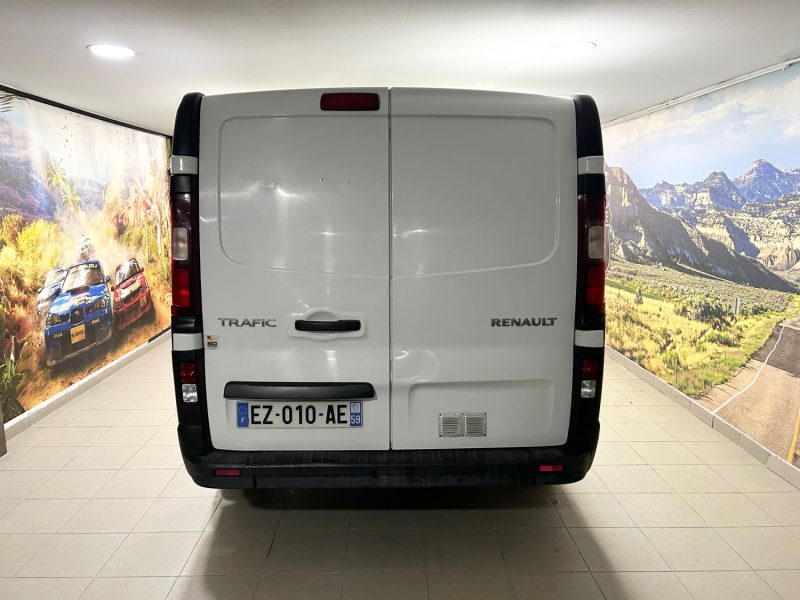 RENAULT TRAFIC L1H1 1000 1.6 DCI 95 GRAND CONFORT 2018 PRIX TTC : 8990 € PRIX HT : 7491 €