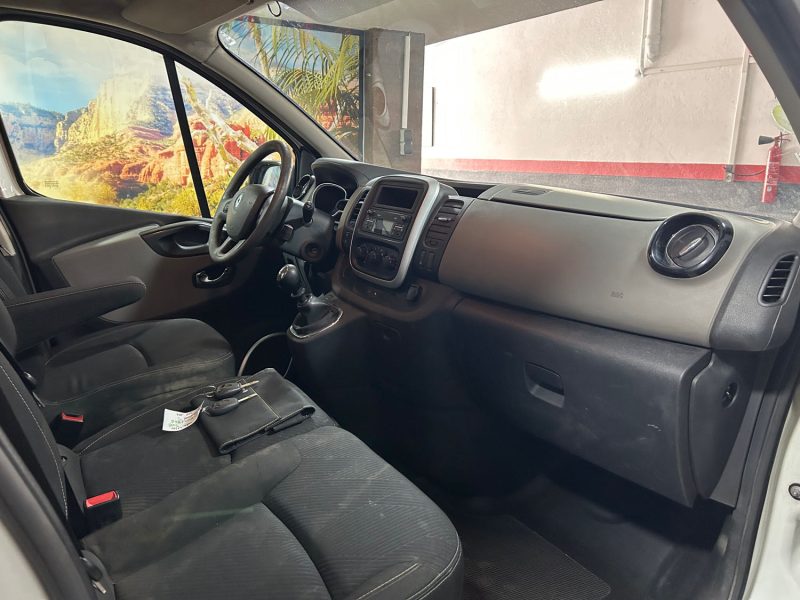 RENAULT TRAFIC L1H1 1000 1.6 DCI 95 GRAND CONFORT 2018 PRIX TTC : 8990 € PRIX HT : 7491 €