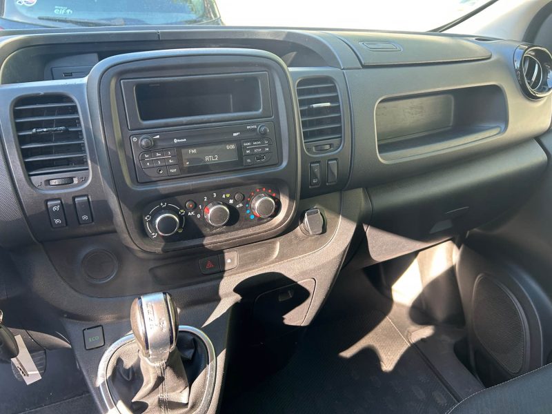 RENAULT TRAFIC L1H1 1000 2.0 DCI 145 CONFORT BVA 04/2021 PRIX TTC : 10990 € PRIX HT : 9158 €
