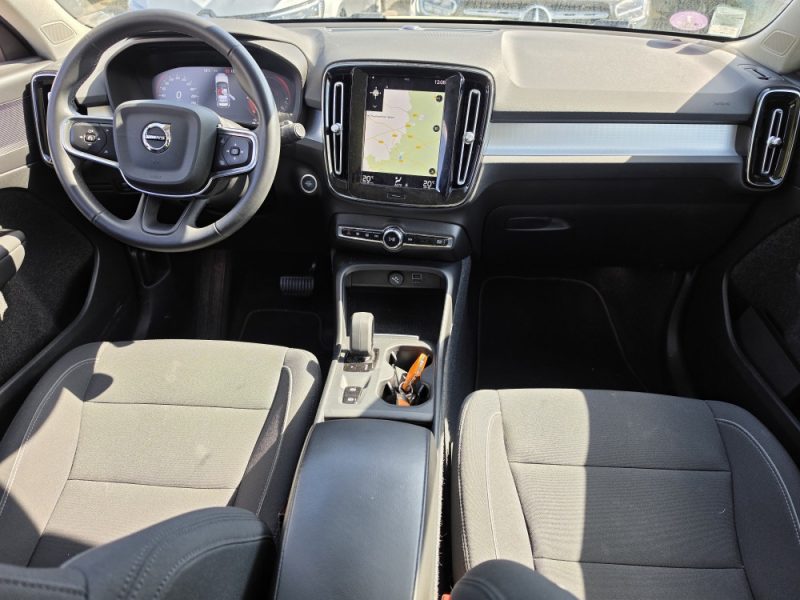 VOLVO XC40 T4 RECHARGE BUSINESS DCT 02/2022 PRIX HT : 16658 €