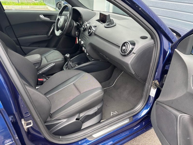 AUDI A1 SPORTBACK (8XA, 8XF) 1.6 TDI 2012- TOIT OUVRANT