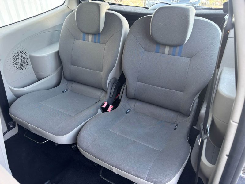 RENAULT TWINGO II 1.2 75 RIP CURL 2008