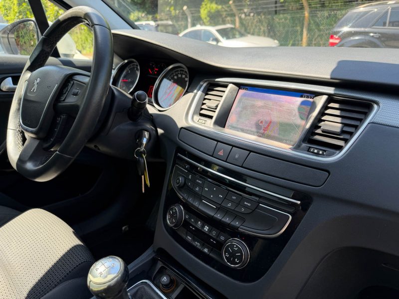 Peugeot 508 SW 1.6 HDI 115ch Style | Toit Pano | GPS