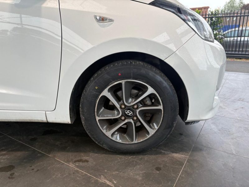 HYUNDAI I10 1.0 67 CH MONDIAL 📱 Bluetooth ❄️ Climatisation 🚦 Régulateur de vitesse | 32.300 km