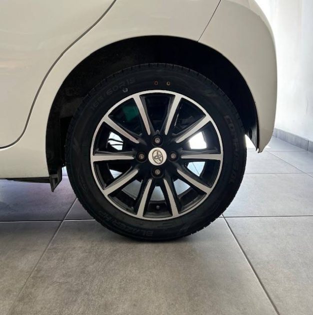 TOYOTA AYGO II 1.0 VVT-I 69CH STOP&START X 5P 2014