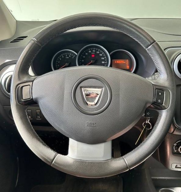 DACIA LODGY TCE 115 STEPWAY 2015