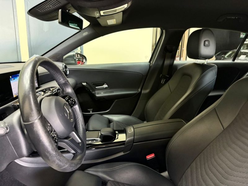 MERCEDES CLASSE A A180 D STYLE LINE 7G-DCT 2020